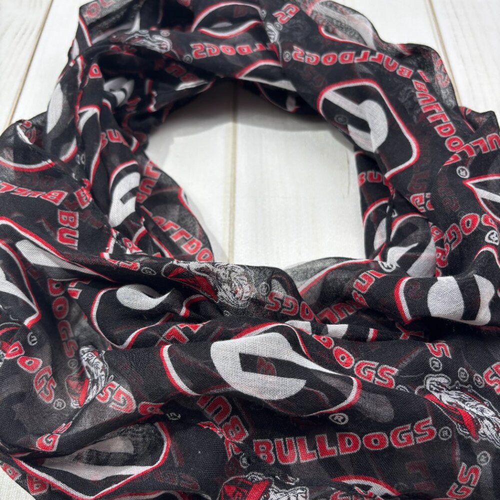 NCAA Georgia Bulldogs Sheer Infinity Scarf Red Black White Pattern College Gift